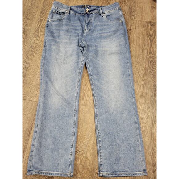 Hudson Ladies' Slim Straight Leg Jean (1811754) Medium Wash 34x28 - Picture 1 of 5
